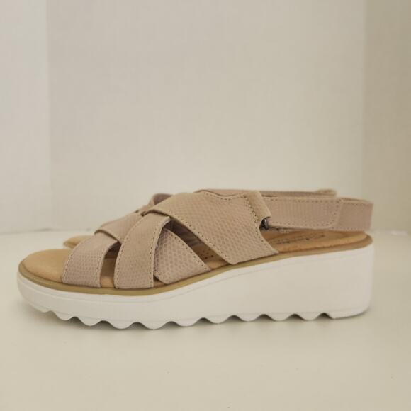 Clarks women's Jillian Spring Wedge Sandal, Sand Leather, 6 US - Picture 4 of 9